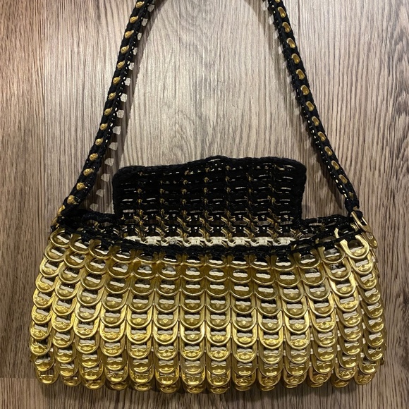 HANDMADE Gold Metal Upcycled Soda Tab Pop Top Crochet Retro 60s Inspired Purse - Picture 3 of 16